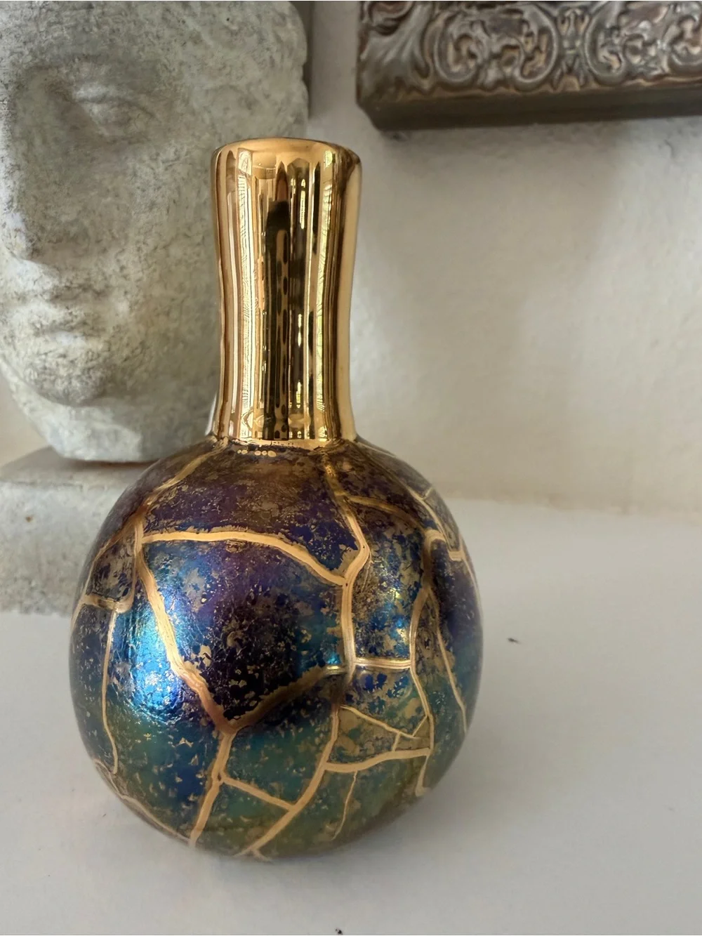 Signed Iridescent Art Pottery Bud Vase Blue & Gold Crackle Glaze‎ 4.5